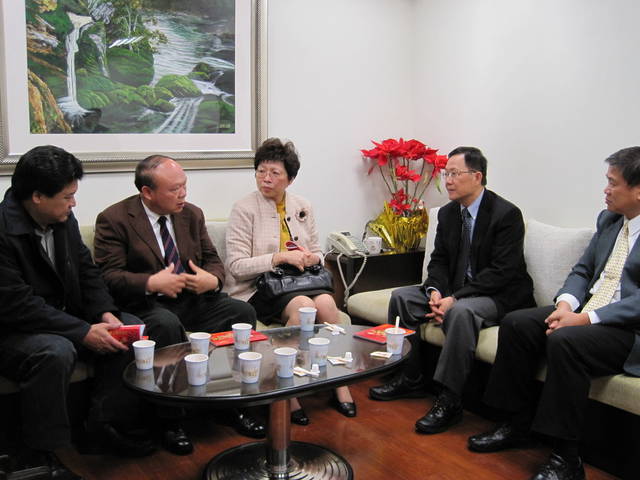 732991_2e0703f008e55d333ccfacc64b0ddcd8