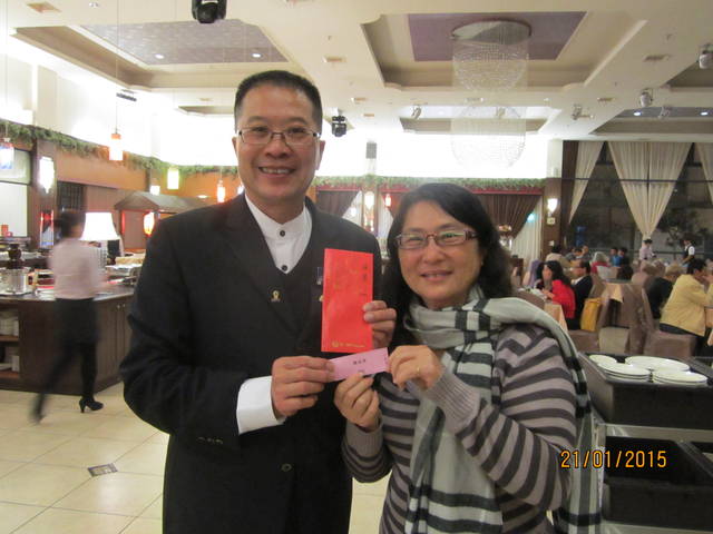 1086202_10015fee2bcfa0e615a76d83dfe4b9ae