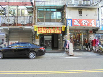 {租店鋪}員林市民生路第一市場1+2樓店鋪