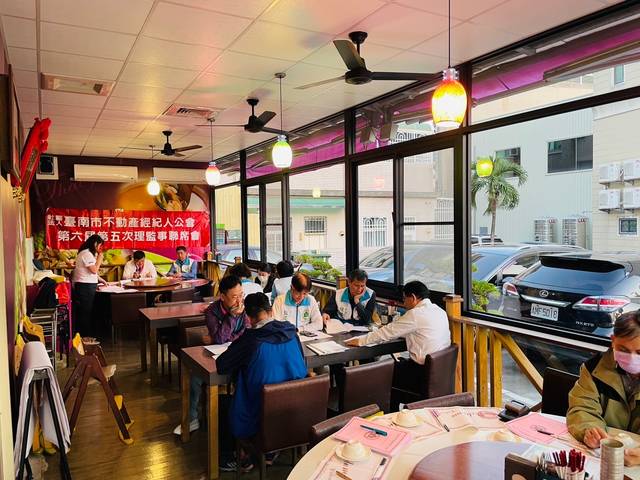 1374544_16fe8c0bae991f9a615aec67f78d9474