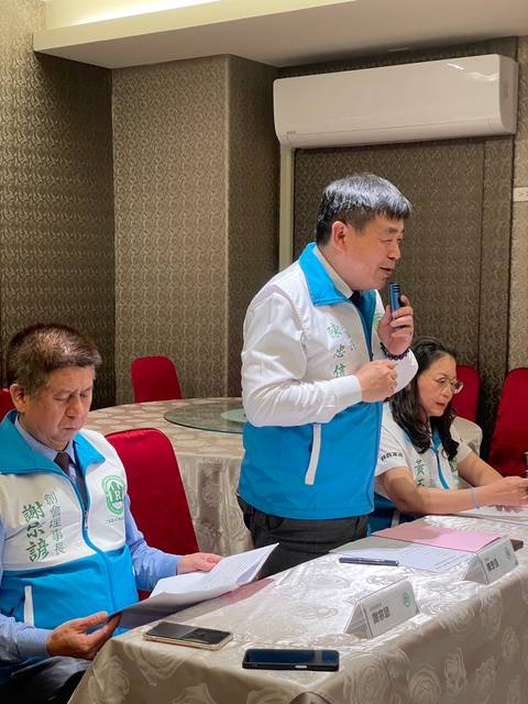 1374555_b7d26e8ca7a550e4ae99b00ee39780f6