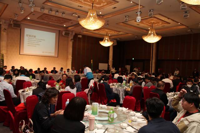 1374831_119079408c45e70226ac09354554a882