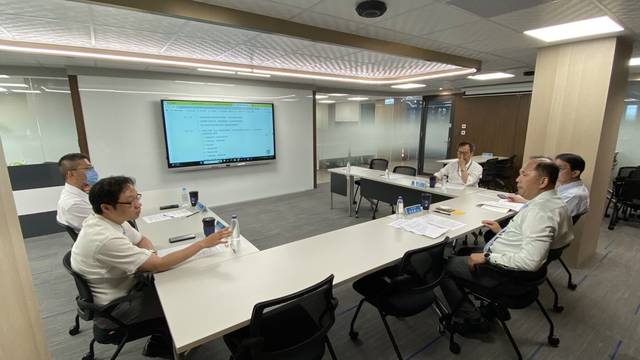 1376044_648b43f70810c075b04fc8e4f39bf25d