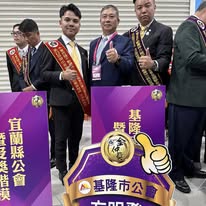 1376374_a42d9ebf36bad60412e7b99de8820c84