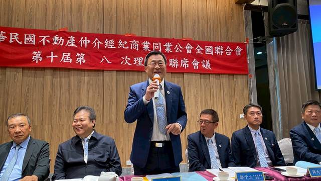 1376237_bc2cd8f20c4e07d08b3167bf0663a3f6