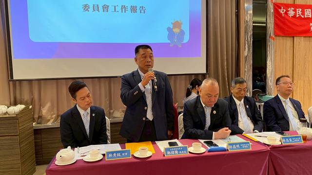 1376250_7e6e6c0b8860bd26759e1d284b6e461b