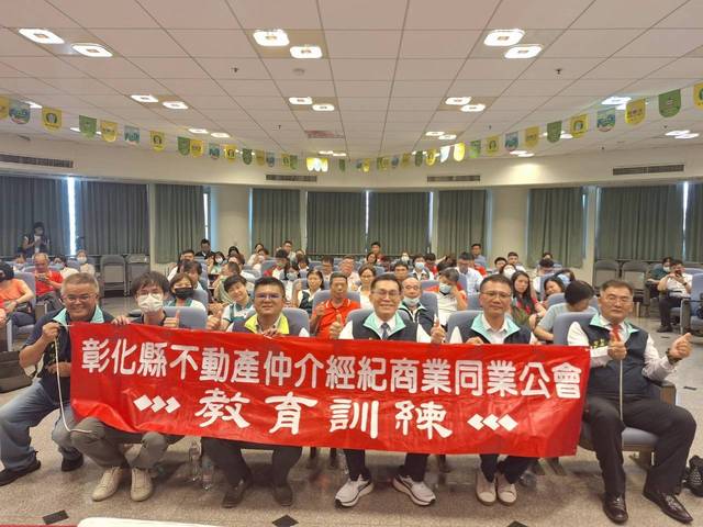 1376447_a3c19476f4438c78f50c5ab0c5a7493b