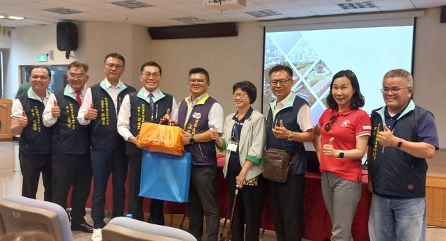 1376448_346d72dac7adcce6611bbd104da01bc4