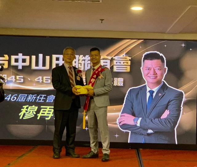 1376542_315e452a362503a1e5296d8f5f3d0c25