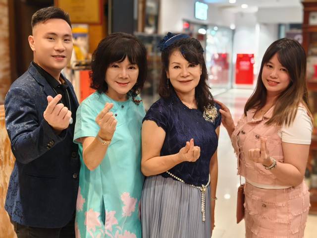 1376566_3421f2d181db944138d4420930675577