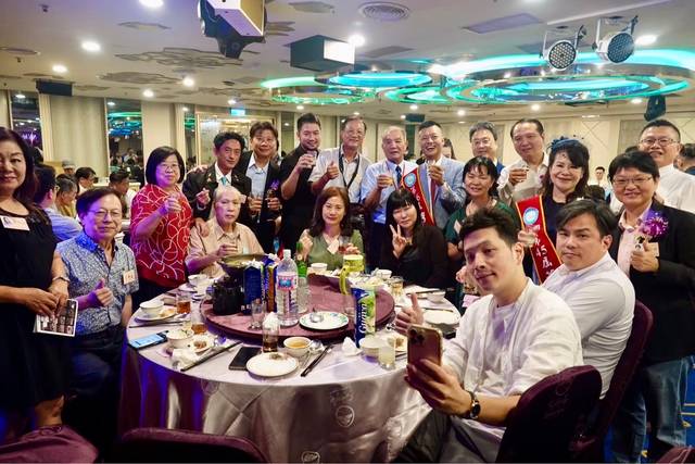 1376635_a45d57eaba36931d9f026214b2a2bb2e