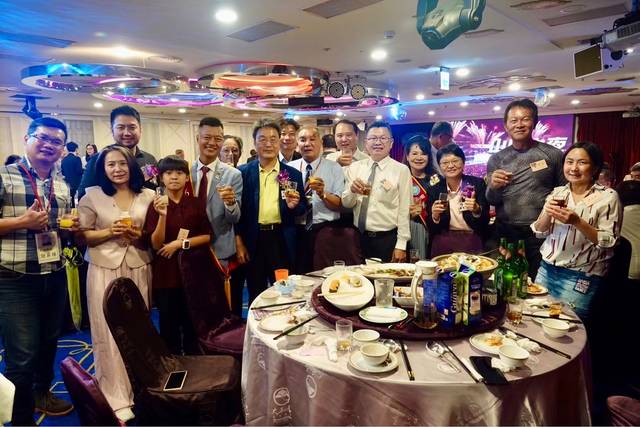 1376636_805caaf2915dc9f6bc6327b66d88b16f