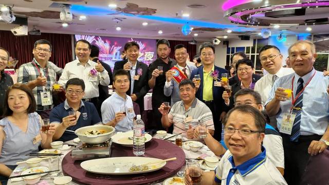 1376643_a255fbf83a45ef1480f26c3c3eb451e2