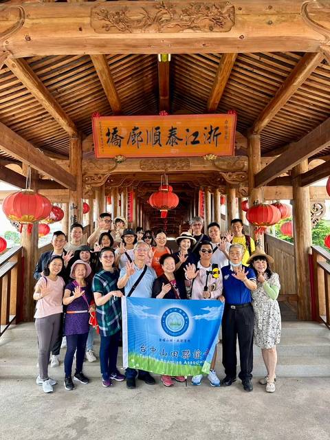 1376656_76610082ea5665470e061c31cfd3649c