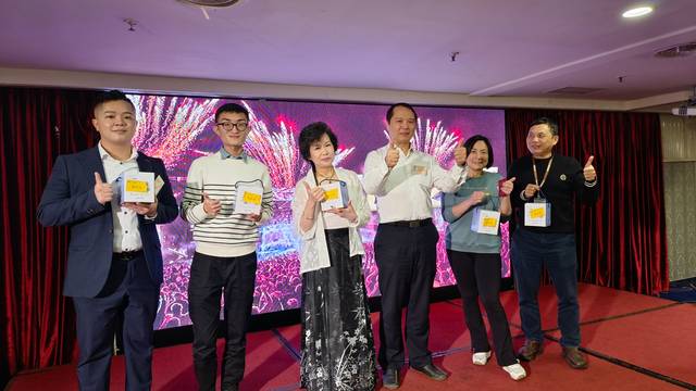 1376702_08a3866cdbf7b50b7c9ca7669972b538