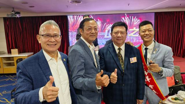 1376704_c50c6e755fb1ce29ebd738918e7e0071