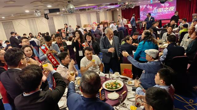 1376718_f12c4972ba621cc6a04e3abeea2e9393