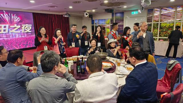 1376722_2d8d4bb418957e99de8efa0236634290