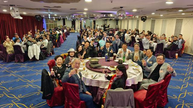 1376730_aaf519b7ba01becb5d8a93f5cc7cb7eb