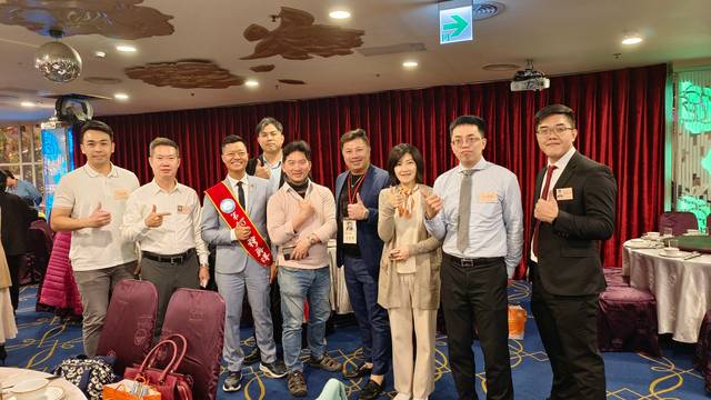 1376820_5eb45859855ce644637fb72e7ecc567c