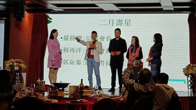 1377002_c3a52e330f91935a0c26b9da6c617041