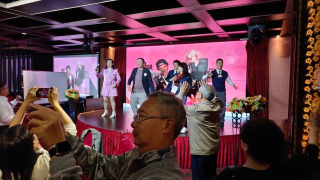 1377016_60dff823dbe830dc27da63919437b929