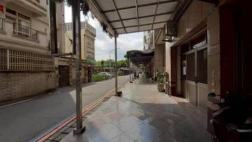 西平路環內1+2F店面