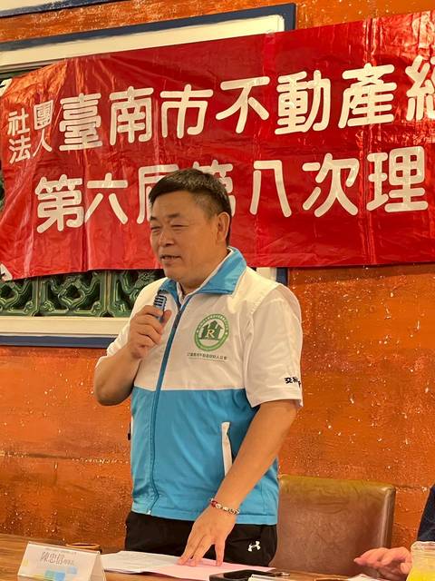 1378511_0e1ecf919ddedb85fed51c725dd3cc01