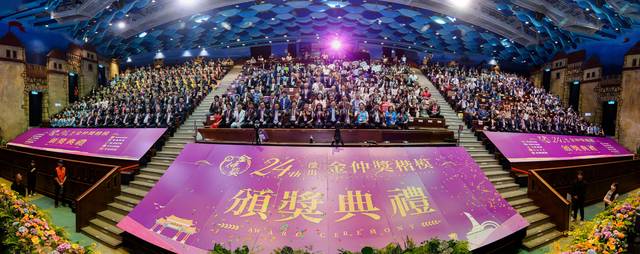 1378821_ee6ca42a466672f37305b0c6a443320e