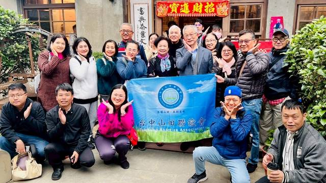 1379184_0725c142663a1a480f4d2e287e81ff6e