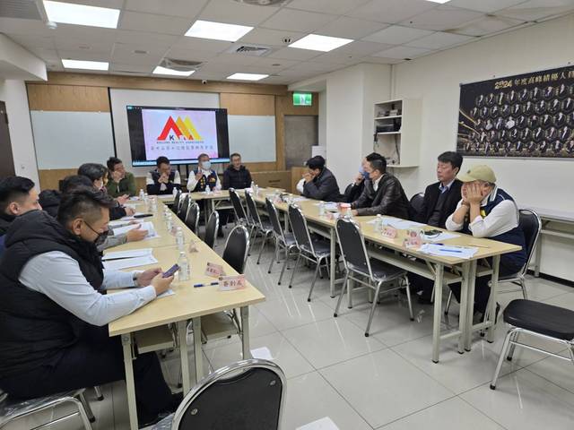 1379508_a70b5b8168babc369d1f14b2c4787002