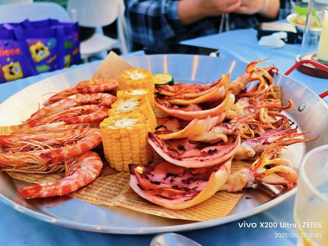 1379633_fc8b6328477fce86d5691c945867233f