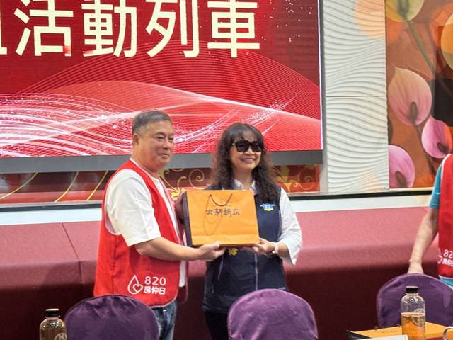 1379647_6e6fa40f138b963ca0ea09bb642246be