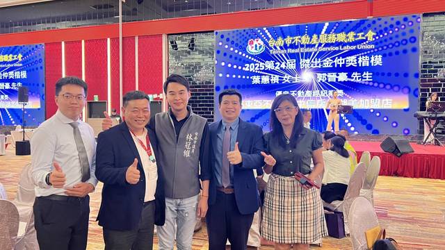 1380008_2b1a8fd722a9e366902fda8653d654f5