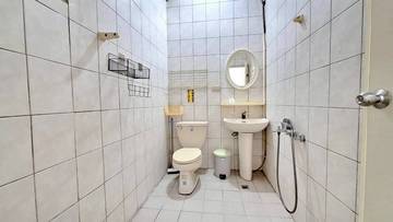 斗六•民生南路旁～    8房•優質透天