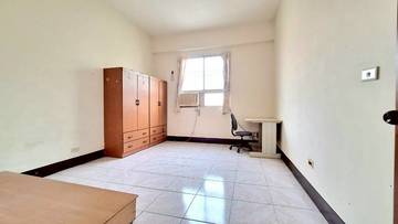 斗六•民生南路旁～    8房•優質透天