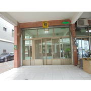 {租店住}新館路4樓透天。