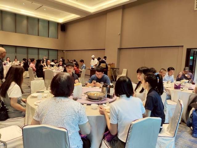 1375179_bb736d70bb24a5a70a0d69e3624a7661