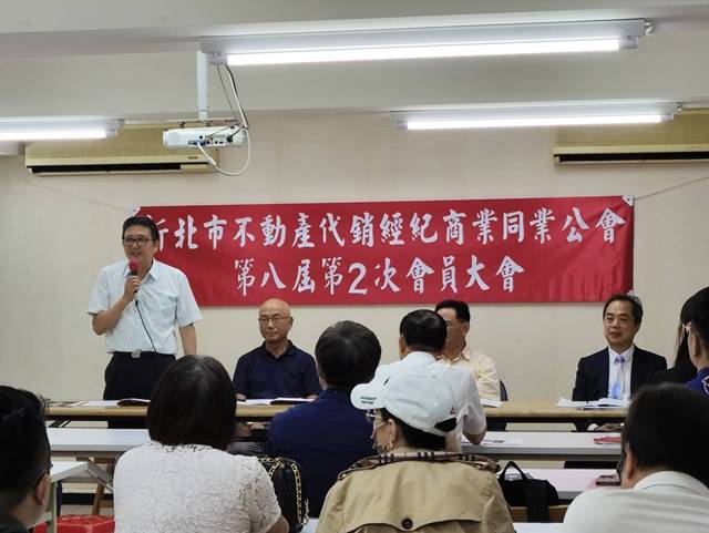 1378197_b1fce308f30cdc9d73234a7b67f6e624